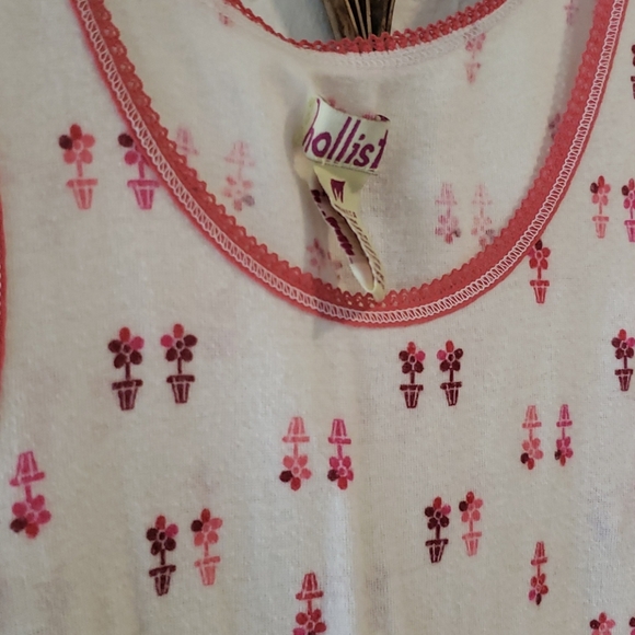 Top - Picture 2 of 2